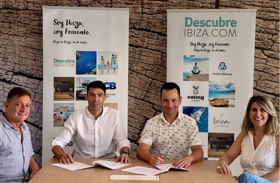 Fomento del Turismo firma un convenio de colaboración con el Ayuntamiento de Ibiza
